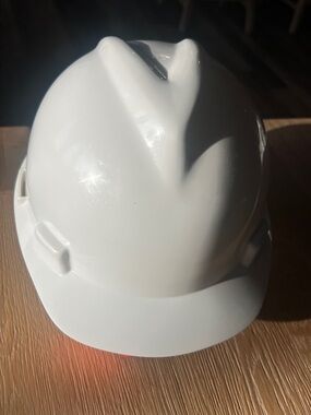 👷🏻‍♀️⛑️MSA V-GARD HARD HAT W/ONE TOUCH SUSPENSION ADJUSTMENT KNOB⛑️👷🏻‍♀️